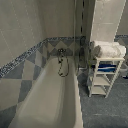 Apartamento La Perla En Playa Semi Privada *